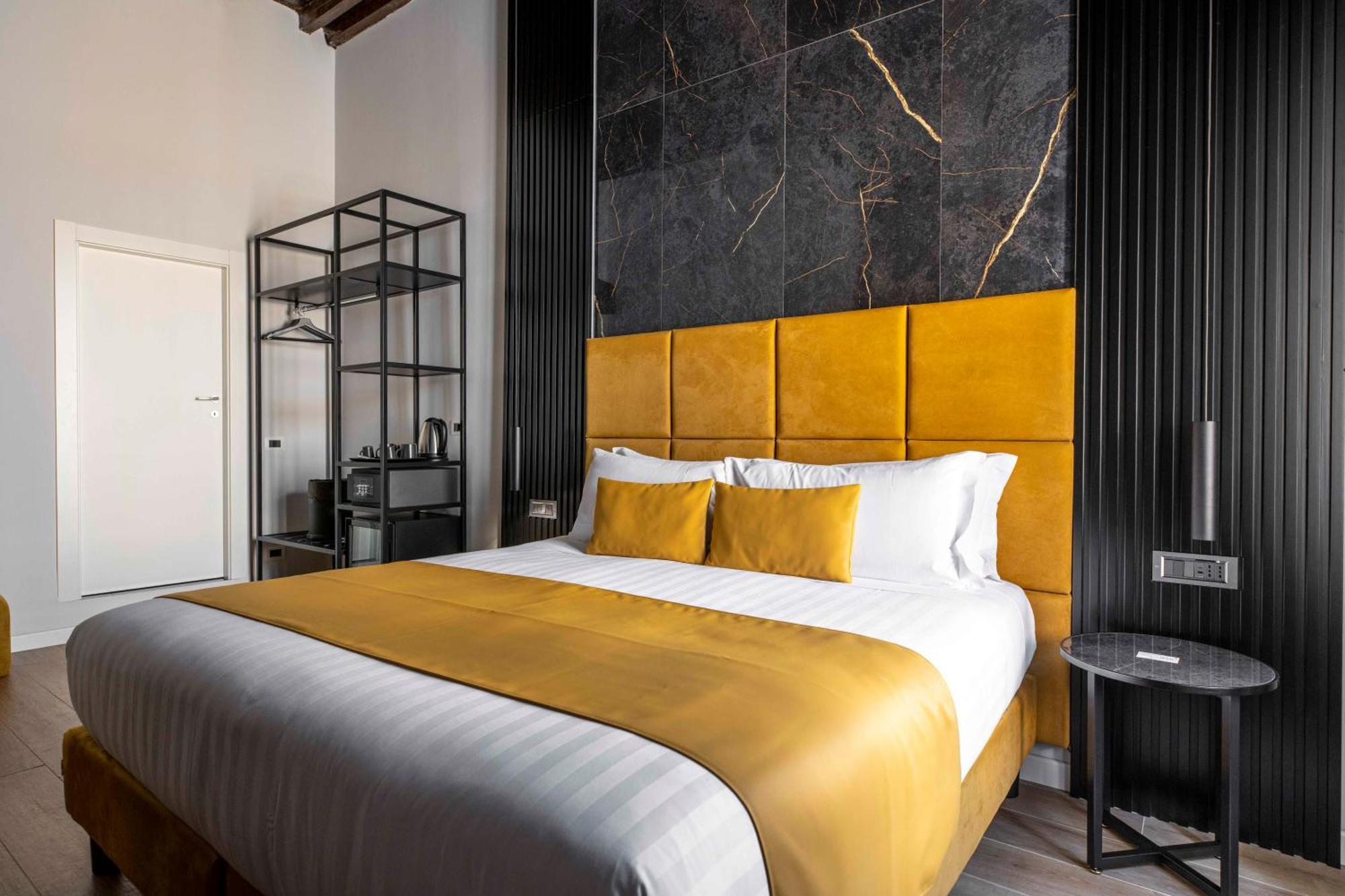 At Luxury Navona 2 Rom
